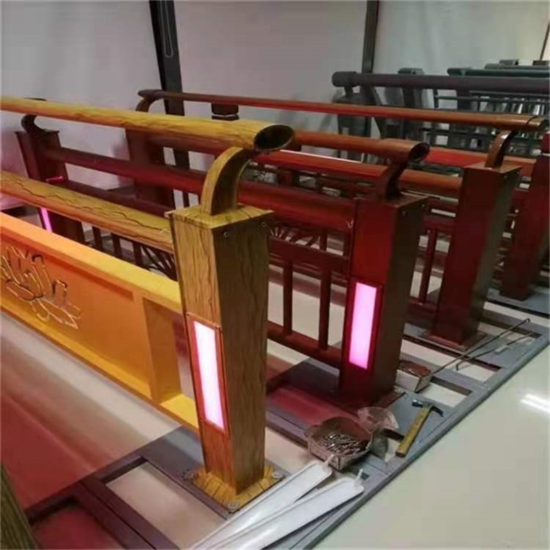 不銹鋼燈光欄桿 不銹鋼燈光欄桿